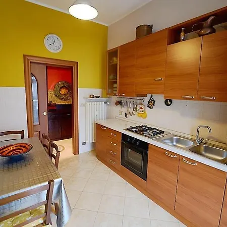 Etno Home: Il Tuo Angolo Di A Apartment Turin